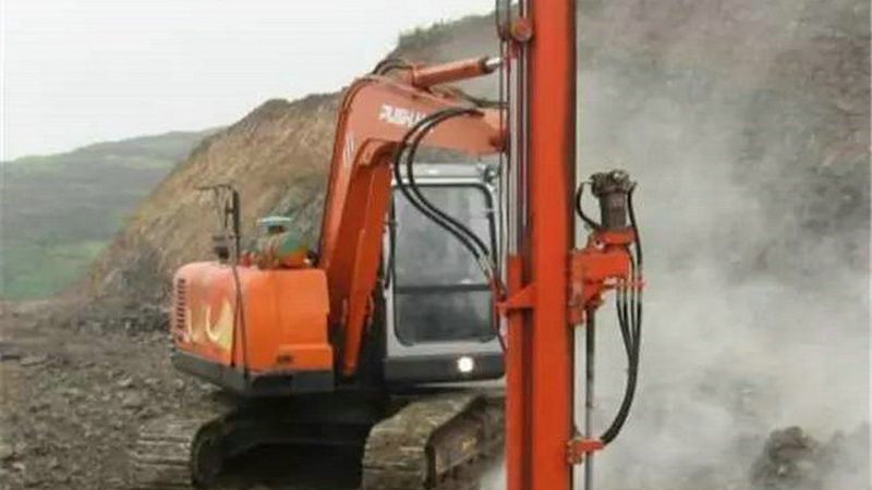 沥青路面压路机：揭秘其工作原理与选购要点